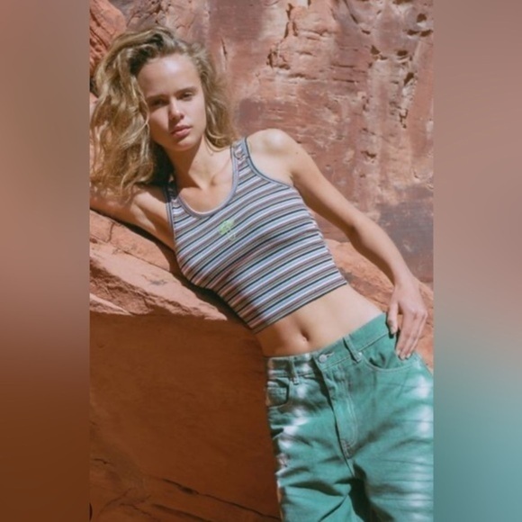 Urban Outfitters Tank Scoop Neck Striped Embroidered  Mushroom Core size Medium - Picture 3 of 6